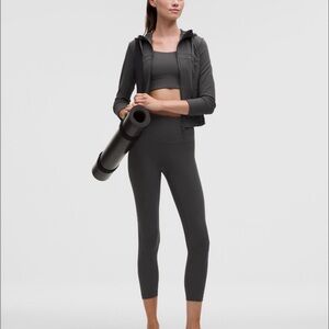 Lululemon High Rise Grey Aligns 23” (cropped)
